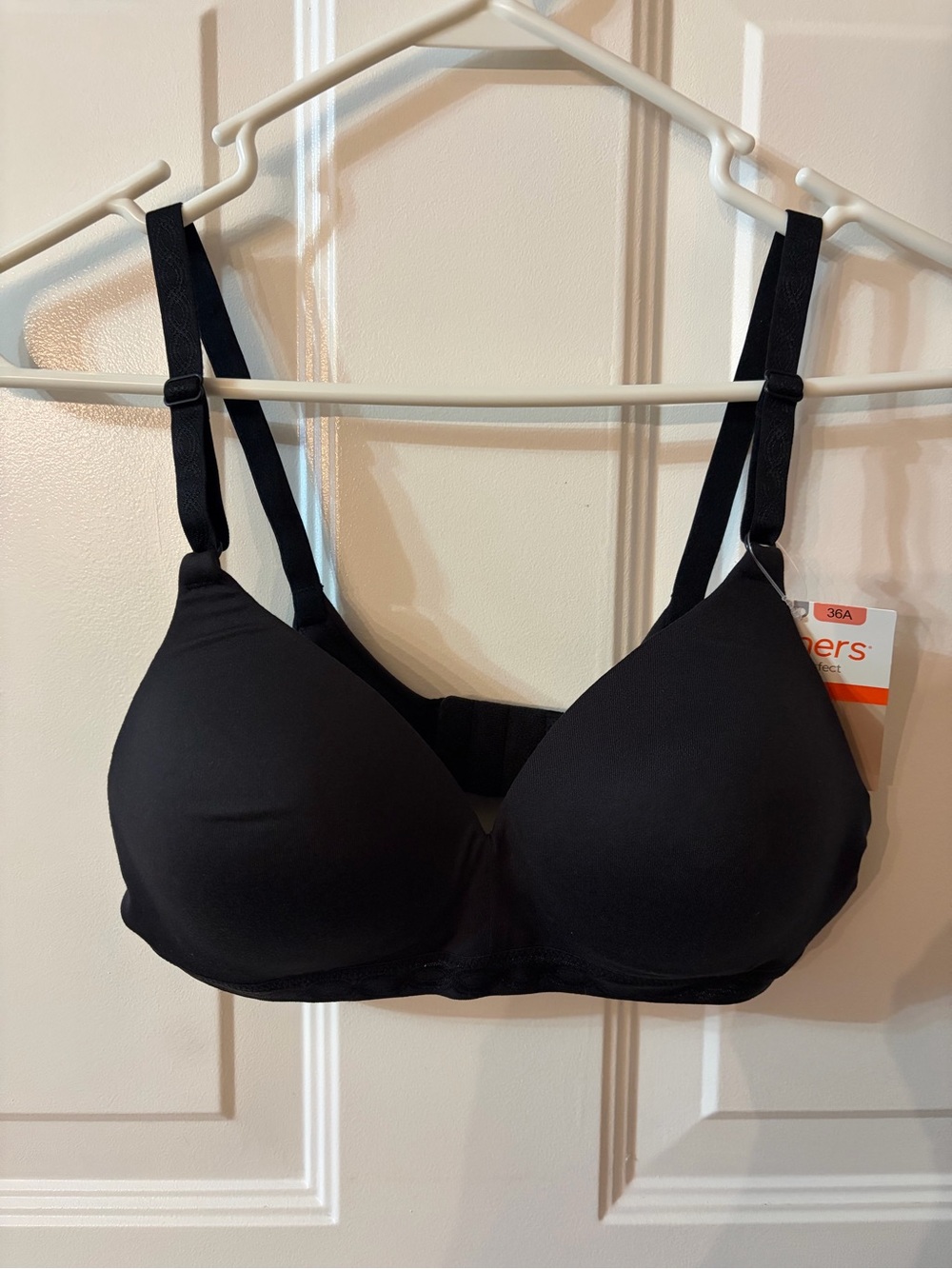 Warner's Black T-Shirt Bra with Smooth Molded Cups